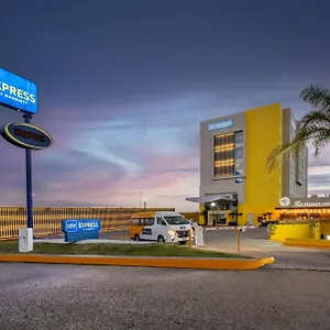 Hotel Express By Marriott Guadalajara Aeropuerto